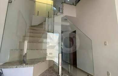 Imagem 2: Imóvel para venda possui 200 metros quadrados com 4 quartos em Jabotiana - Aracaju - SE