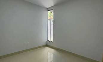 Imagem 7: Linda casa c ENTRADA REDUZIDA 2 Quartos sendo 1 Suíte - Porcelanato e Pé direito Alto - Es