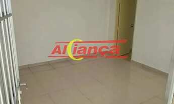 Imagem 2: CASA PARA ALUGAR COM 120M², 02 QUARTOS, JARDIM MOREIRA - GUARULHOS/SP POR R$ 2.300,00