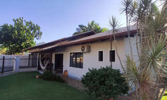 Imagem 3: Linda casa mobiliada decorada climatizada área de festas piscina churrasqueira