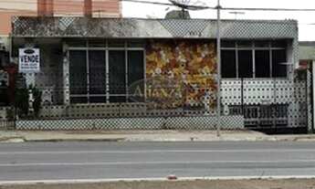 Imagem: Casa à venda na Av. João Paulo II, bairro