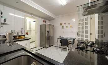 Imagem 5: Felicidade? Fica ali a uma quadra do Lago das Rosas