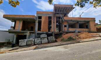 Imagem 2: Casa Pedra Branca, próximo ao Lago. Com Bela Fachada Contemporânea de 30 metros