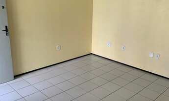 Imagem 4: Alugo excelentes apartamentos com estacionamento frontal