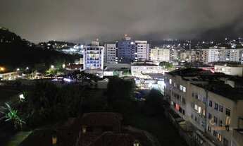 Imagem 2: Apartamento com 2 dormitórios à venda, 115 m² por R$ 530.000,00 - Várzea - Teresópolis/RJ