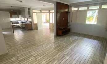 Imagem 2: Alugo casa 5 Quartos em Garça Torta