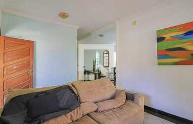 Imagem 3: Casa para Aluguel - Santa Cruz, 3 Quartos, 305 m2