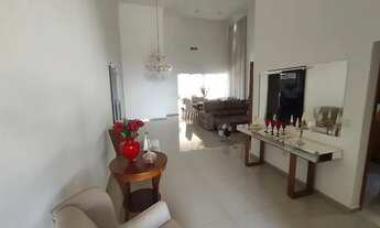 Imagem: Casa de condomínio para aluguel tem 220