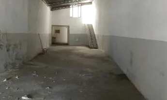 Imagem 2: Galpão/Depósito/Armazém para aluguel possui 250 metros quadrados em São João - Jacareí - S