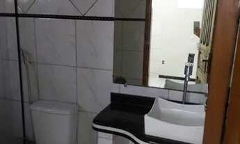 Imagem 7: Vendo Prédio próximo à Praça da Caixa Econômica Federal