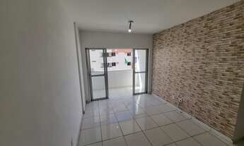 Imagem 5: ALUGA-SE<br>Apto com 03 quartos, sendo 01 suíte entre os bairros de Ponta Verde e Pa