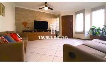 Imagem: Sobrado à venda no bairro Campestre - Santo