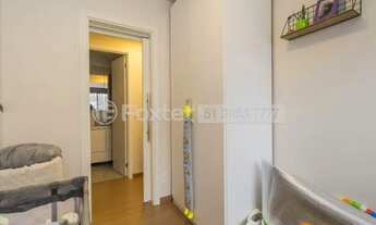 Imagem 11: Apartamento para venda possui 58 metros quadrados com 3 quartos em São João - Porto Alegre