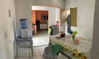 Imagem 5: Casa a venda na zona leste