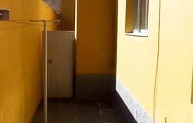 Imagem 3: Alugo casa grande de vila de 3 quartos