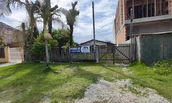 Imagem: Casa com saída para duas ruas