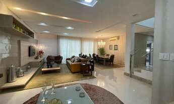 Imagem 2: Linda casa no Alphaville - com 5 suites - lazer privativo