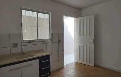 Imagem 7: Casa para aluguel possui 60 metros quadrados com 2 quartos em Cipava - Osasco - SP