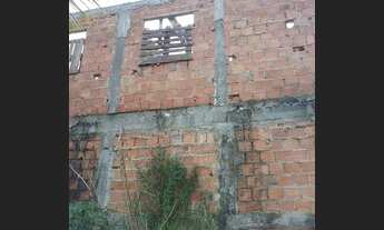 Imagem 2: Casa em frente ao hospital do subúrbio para terminar