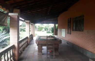 Imagem 3: VENDO/TROCO CHÁCARA URBANA com 2 casas e piscina em área tranquila