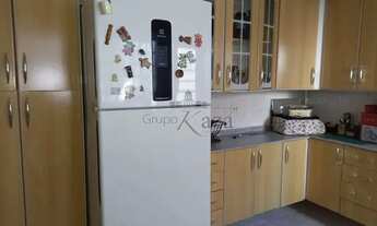 Imagem 4: Oportunidade - Casa com edícula - Cidade Vista Verde - 250m²