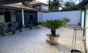 Imagem 4: Casa com 3 Quartos à venda, 181 m² por R$ 750.000 - Jardim Atlântico Central (Itaipuaçu)