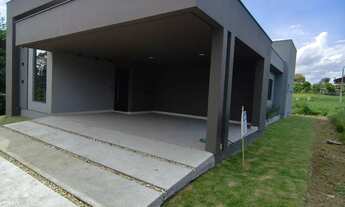 Imagem 3: Casa alto padrão nova