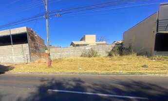 Imagem: Excelente lote comercial na Avenida Atrás