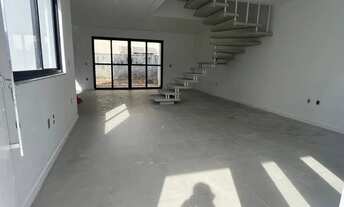 Imagem 2: Casa geminada com 3 dormitíos- Carianos- Florianópolis- SC