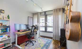 Imagem 7: Apartamento,face norte, amplo andar alto ao lado da Praça Osório