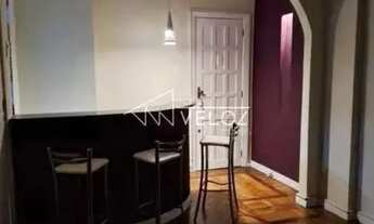 Imagem: Apartamento - / Residencial / Glória