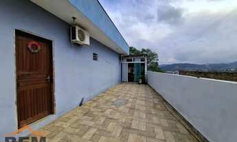 Imagem 2: Casa à Venda Próximo ao Condomínio Caledônia