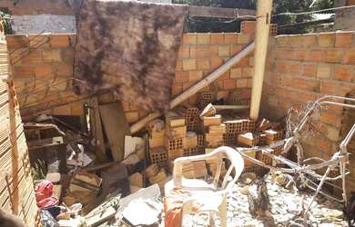 Imagem 2: Bem localizado o lugar colégio perto mercado do lado 15 minutos do centro