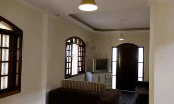 Imagem 4: Oportunidade - Casa Sobrado - Jardim das Oliveiras - Jacareí - 3 Dormitórios - 270m²