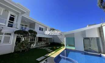 Imagem 4: Casa Mobiliada condomínio Villa do Sol disponível para locação e venda em Uberlândia-MG