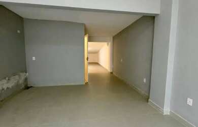 Imagem 6: Sala Comercial Reformada para Locação no Centro de Balneário Camboriú