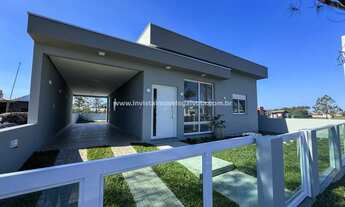 Imagem: Casa á venda com 3 dormitórios no bairro