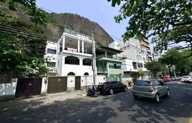 Imagem 6: Casa Perfeita na Urca 480m² de Conforto e Modernidade