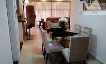 Imagem 6: Casa com 3 dormitórios, 1 suíte, com piscina e churrasqueira, à venda, 174 m² por R$ 950.0