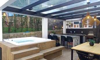 Imagem 5: Casa de condomínio para venda tem 220 metros quadrados com 3 quartos