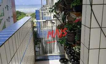 Imagem 1: Prédio de frente ao mar, com varanda, 1 dormitório