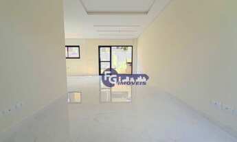 Imagem 3: Sobrado com 3 suítes à venda, 140 m² por R$ 795.000 - Uberaba - Curitiba/PR