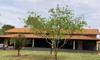 Imagem 2: Sítio com 2 dormitórios à venda, 147000 m² por R$ 3.450.000,00 - Zona Rural - Cajuru/SP