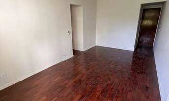 Imagem 2: Apartamento com 2 dormitórios à venda, 75 m² por R$ 480.000,00 - Icaraí - Niterói/RJ