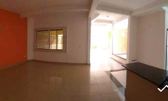 Imagem 4: Sobrado com 4 dormitórios à venda, 312 m² por R$ 550.000,00 - Sítio Cercado - Curitiba/PR