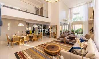 Imagem 3: Casa de condomínio para venda com 369 metros quadrados com 4 quartos