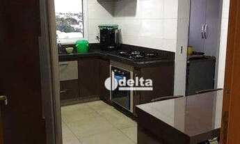Imagem 4: Apartamento com 3 dormitórios à venda, 123 m² por R$ 560.000,00 - Lidice - Uberlândia/MG
