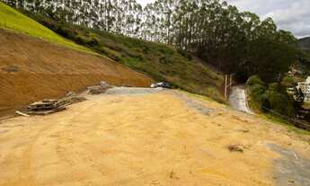 Imagem 3: Lote em área urbana para construção