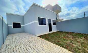 Imagem: Casa com terreno amplo pronta para morar