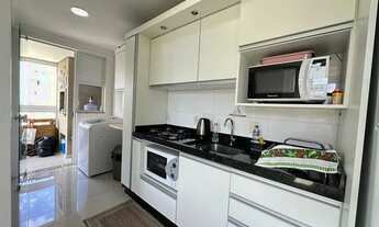 Imagem 6: Apartamento para venda possui 75 metros quadrados com 2 quartos em Bombas - Bombinhas - SC